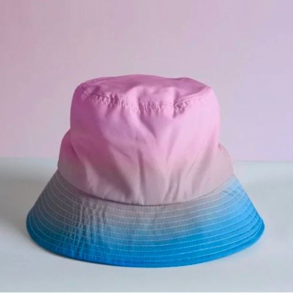 Cynthia Rowley Women's Ombre Bucket Sun Hat NWT 90 One Size Blue Lavender